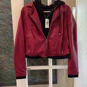 Torrid RED FAUX LEATHER 2FER MOTO JACKET Sz 00 NWT